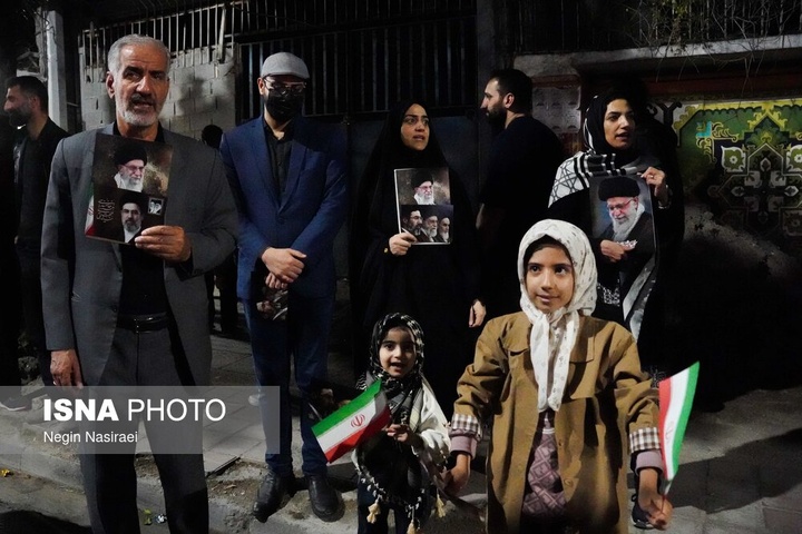 تجمع شبانه مردم در حمایت از مدافعان وطن - بابل