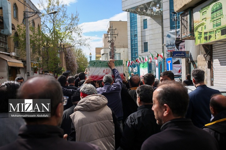 مراسم تشییع خانواده شهیدان شادکامی