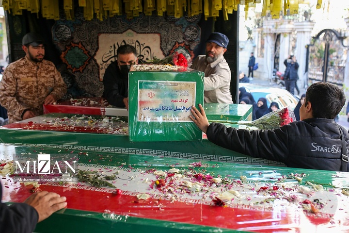 مراسم تشییع خانواده شهیدان شادکامی