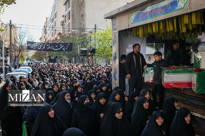 مراسم تشییع خانواده شهیدان شادکامی