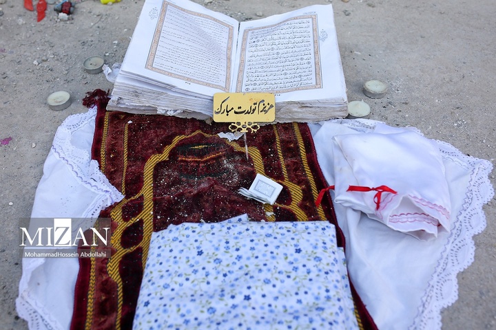 مراسم تشییع خانواده شهیدان شادکامی