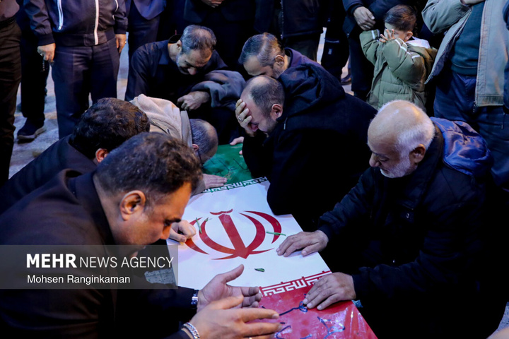 وداع با پیکر شهدای حملات صهیونی-آمریکایی