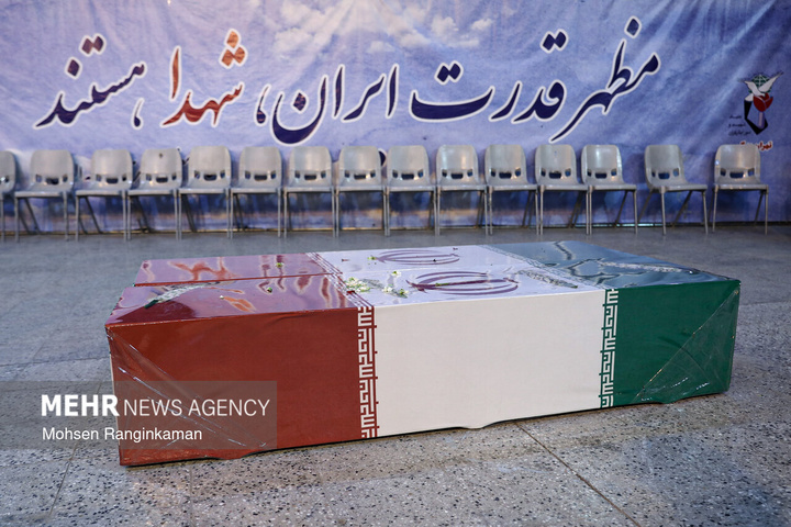 وداع با پیکر شهدای حملات صهیونی-آمریکایی