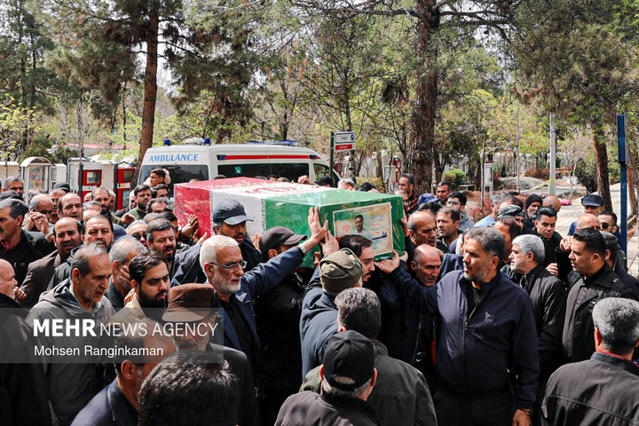 وداع با پیکر شهدای حملات صهیونی-آمریکایی