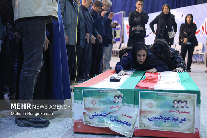 وداع با پیکر شهدای حملات صهیونی-آمریکایی