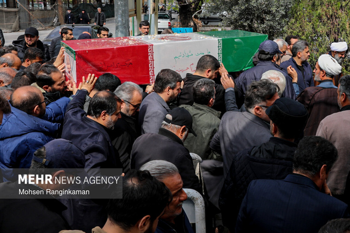 وداع با پیکر شهدای حملات صهیونی-آمریکایی