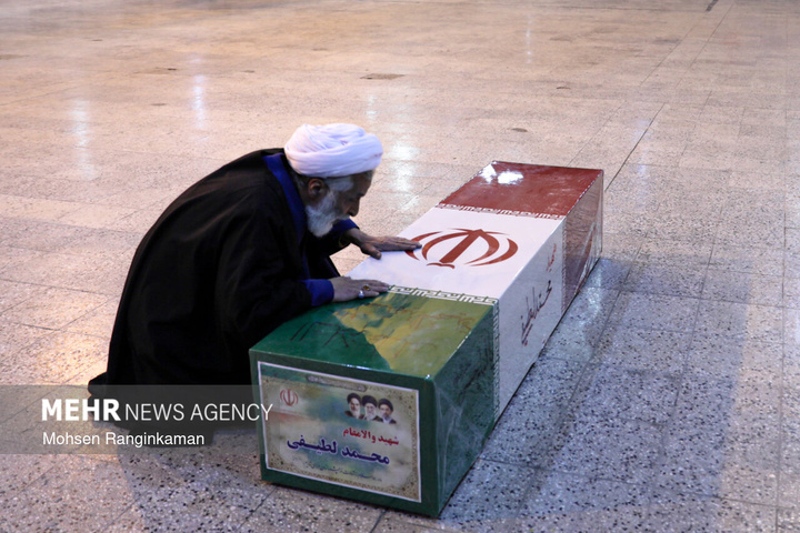 وداع با پیکر شهدای حملات صهیونی-آمریکایی