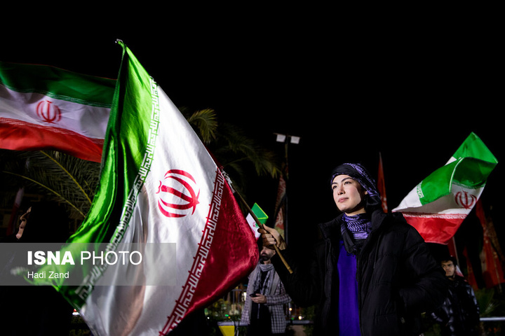 یک ایران هم نوا سرود ملی سردادند