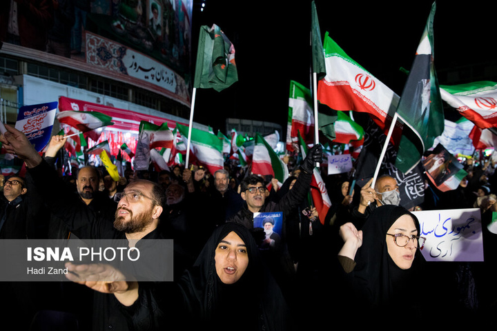 یک ایران هم نوا سرود ملی سردادند