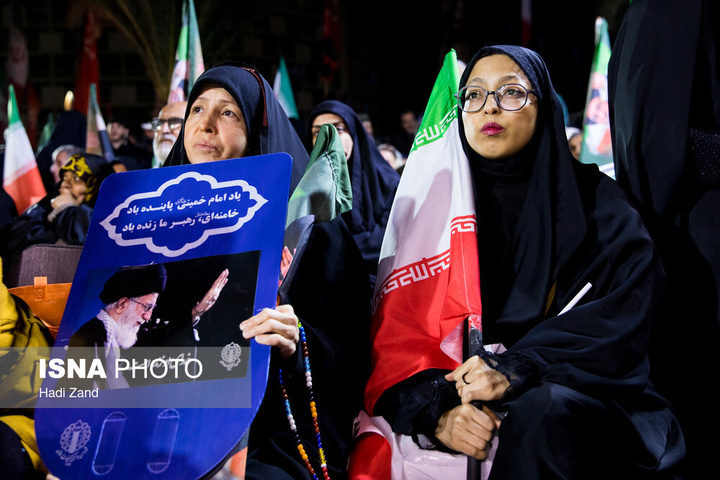 یک ایران هم نوا سرود ملی سردادند