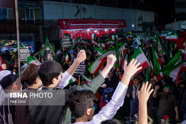 یک ایران هم نوا سرود ملی سردادند