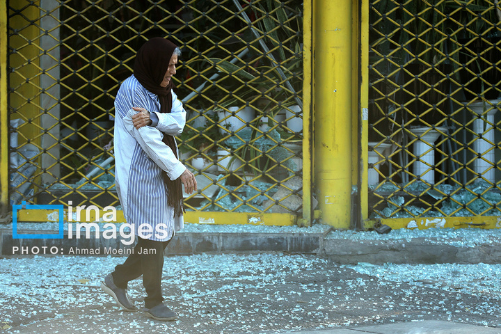 حمله آمریکا به سفارت سابق خود در تهران