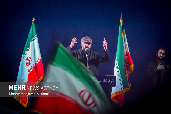 اجتماع حمایت از رزمندگان در مقابله با دشمن آمریکایی - صهیونی