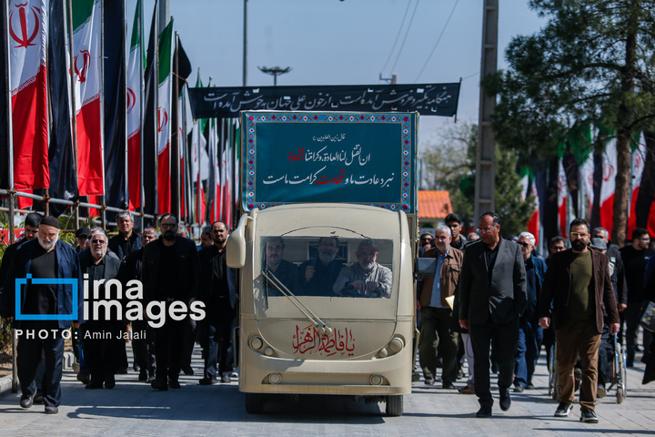 تشییع و خاکسپاری شهدای جنگ رمضان در بهشت زهرا (س)