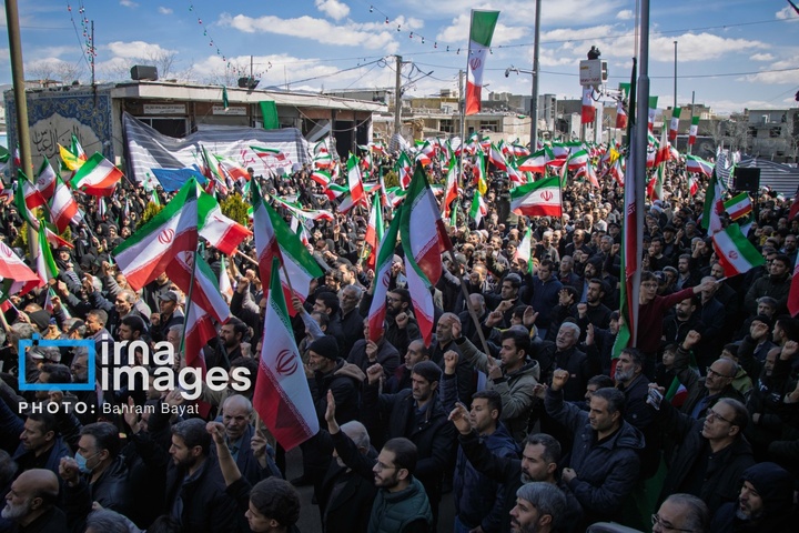 روز جمهوری اسلامی در حسینیه اعظم زنجان