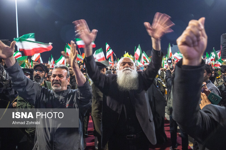 وداع با پیکر مطهر سرلشکر شهید "سید عبدالرحیم موسوی" - قم