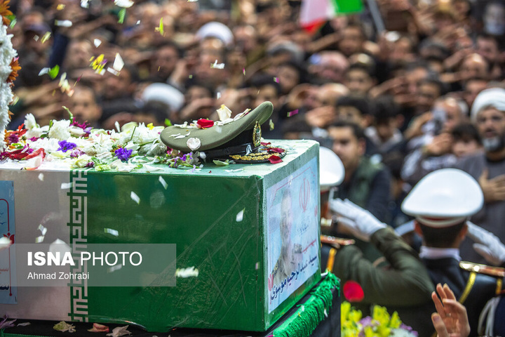 وداع با پیکر مطهر سرلشکر شهید "سید عبدالرحیم موسوی" - قم
