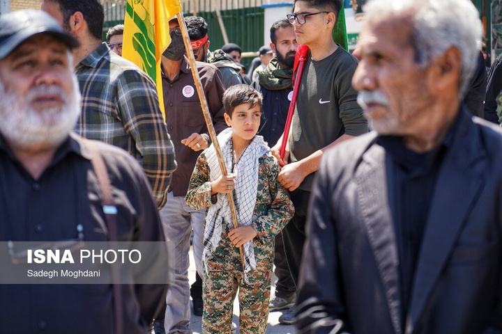 تشییع پیکر دریابان شهید «علیرضا تنگسیری» - بوشهر