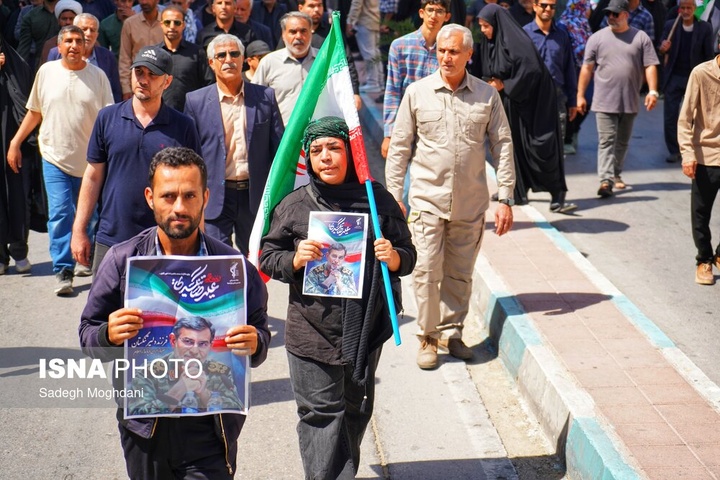 تشییع پیکر دریابان شهید «علیرضا تنگسیری» - بوشهر