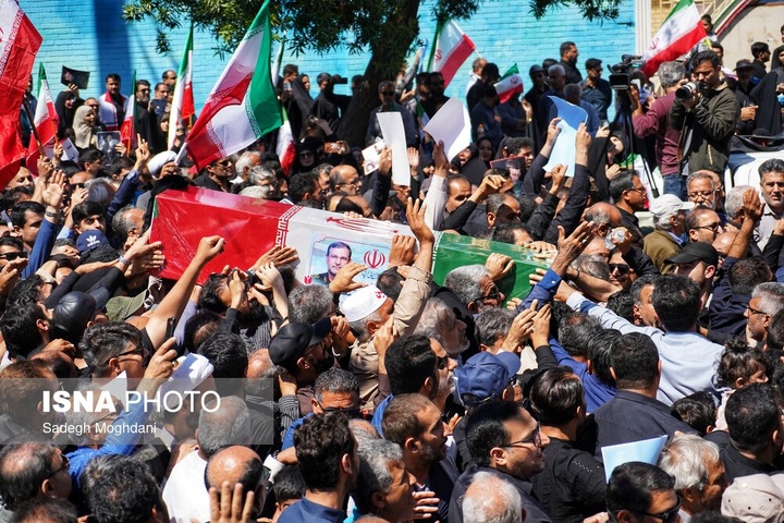 تشییع پیکر دریابان شهید «علیرضا تنگسیری» - بوشهر