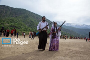 «برنو» نماد ایستادگی عشایر مقابل دشمن
