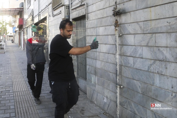 کارگاه مردمی جهادی شیشه بری در ساختمان‌های آسیب دیده