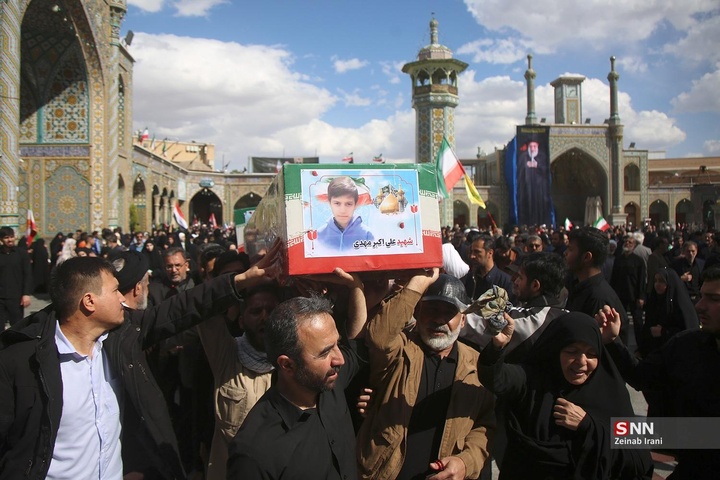 مراسم تشییع پیکر مطهر ۱۷ شهید حملات آمریکایی اسرائیلی در قم