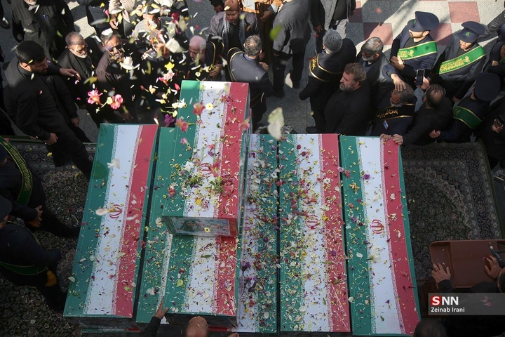 مراسم تشییع پیکر مطهر ۱۷ شهید حملات آمریکایی اسرائیلی در قم