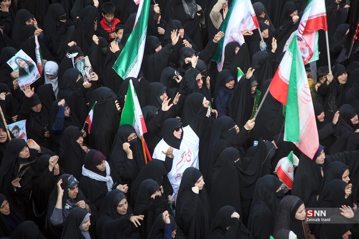 مراسم تشییع پیکر مطهر ۱۷ شهید حملات آمریکایی اسرائیلی در قم