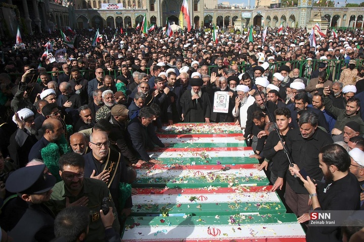 مراسم تشییع پیکر مطهر ۱۷ شهید حملات آمریکایی اسرائیلی در قم