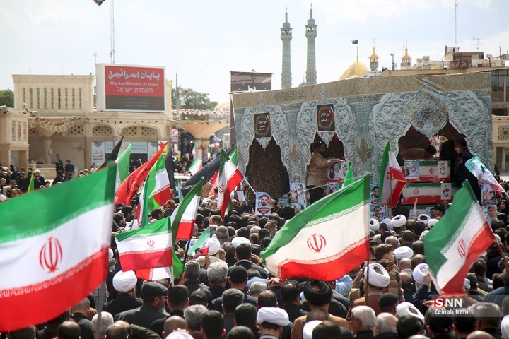 مراسم تشییع پیکر مطهر ۱۷ شهید حملات آمریکایی اسرائیلی در قم