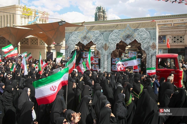 مراسم تشییع پیکر مطهر ۱۷ شهید حملات آمریکایی اسرائیلی در قم