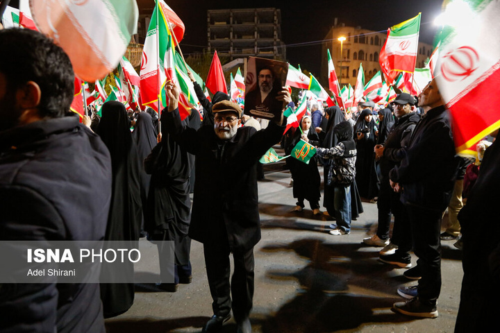 اجتماع مردم در حمایت از مدافعان وطن - اصفهان