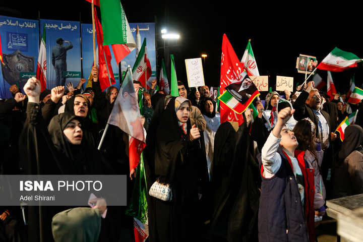 اجتماع مردم در حمایت از مدافعان وطن - اصفهان