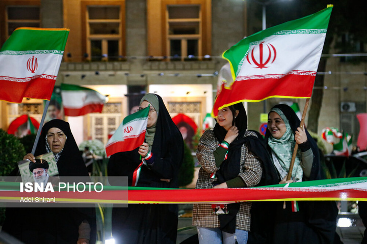 اجتماع مردم در حمایت از مدافعان وطن - اصفهان