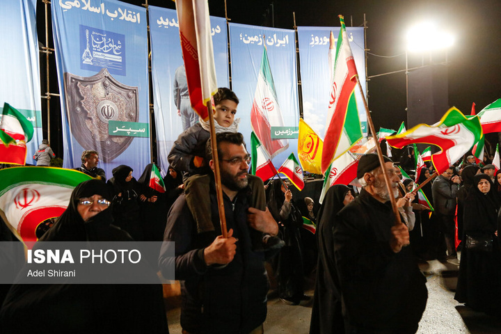 اجتماع مردم در حمایت از مدافعان وطن - اصفهان