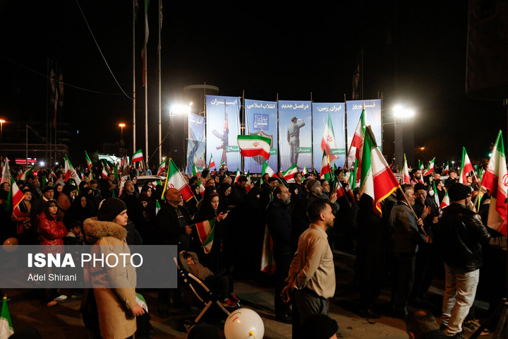 اجتماع مردم در حمایت از مدافعان وطن - اصفهان