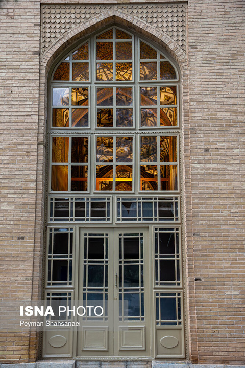 خسارات ناشی از تجاوز هوایی آمریکایی صهیونی به تالار اشرف اصفهان