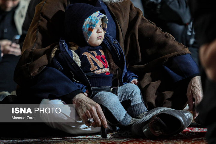 شامگاه یکشنبه ۱۶ فروردین ۱۴۰۵، مردم یزد هم‌زمان با دیگر نقاط کشورمان با حضور در خیابان‌ها و میادین اصلی شهر، ضمن گرامیداشت یاد رهبر شهید انقلاب، با حضرت آیت‌الله سیدمجتبی خامنه‌ای تجدید بیعت و حمایت خ