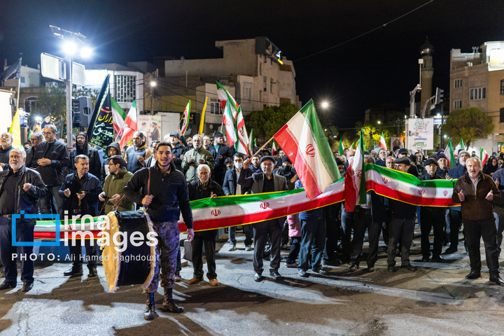 تجمع شبانه اهالی مارالان تبریز در حمایت از رزمندگان میدانز