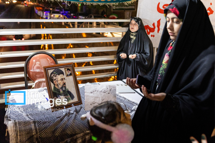 تجمع شبانه اهالی مارالان تبریز در حمایت از رزمندگان میدانز