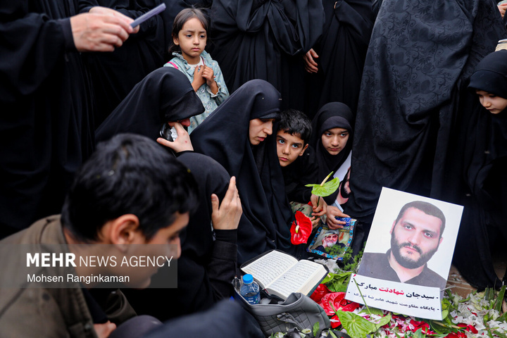 وداع با پیکر شهدای حملات صهیونی-آمریکایی