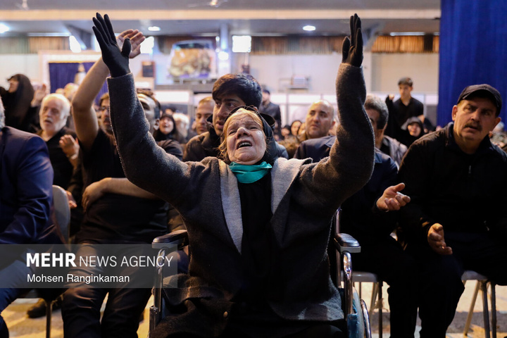 اجتماع حمایت از رزمندگان در مقابله با دشمن آمریکایی - صهیونی