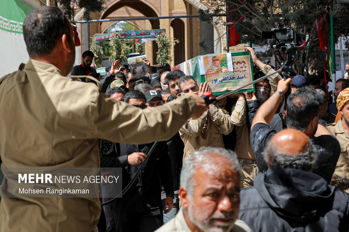 وداع با پیکر شهدای حملات صهیونی-آمریکایی