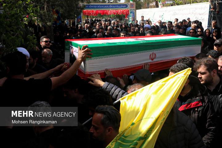 وداع با پیکر شهدای حملات صهیونی-آمریکایی