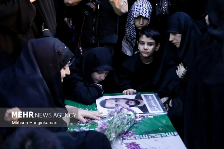 وداع با پیکر شهدای حملات صهیونی-آمریکایی