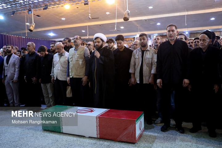 وداع با پیکر شهدای حملات صهیونی-آمریکایی