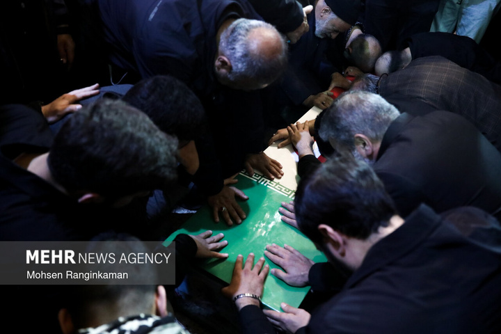 وداع با پیکر شهدای حملات صهیونی-آمریکایی