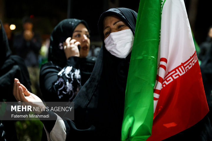 اجتماع حمایت از رزمندگان در مقابله با دشمن آمریکایی - صهیونی