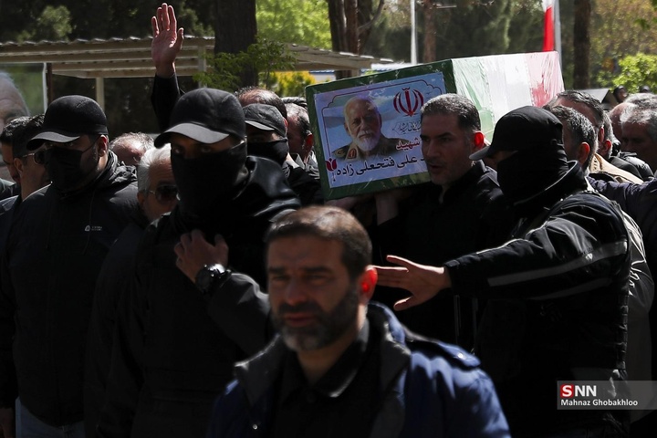 تشییع و خاکسپاری فرمانده یگان ویژه فاتحین در بهشت زهرا (سلام‌الله علیها)